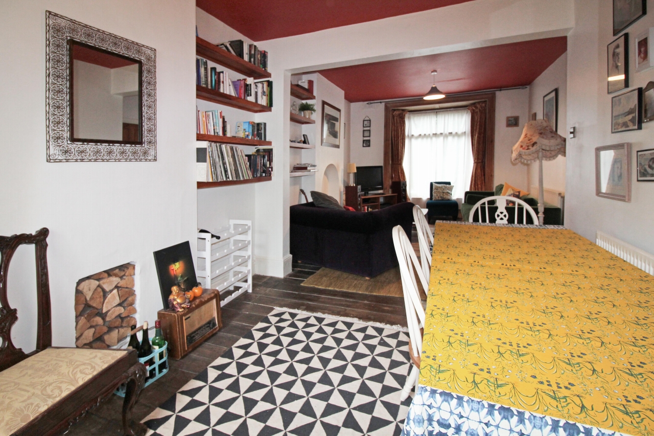 3 bedroom mid terraced house SSTC in Birmingham - photograph 3.