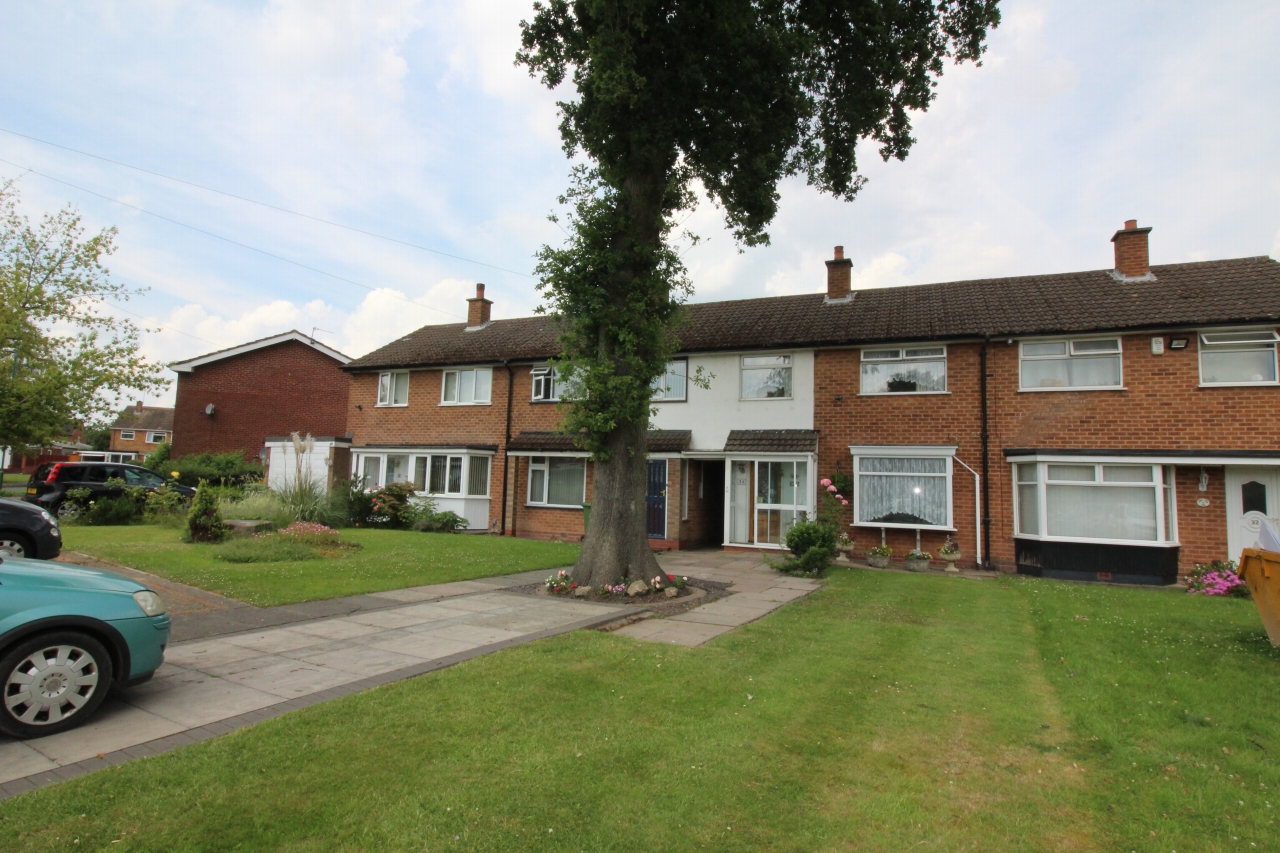 2 bedroom mid terraced house SSTC in Solihull - photograph 1.