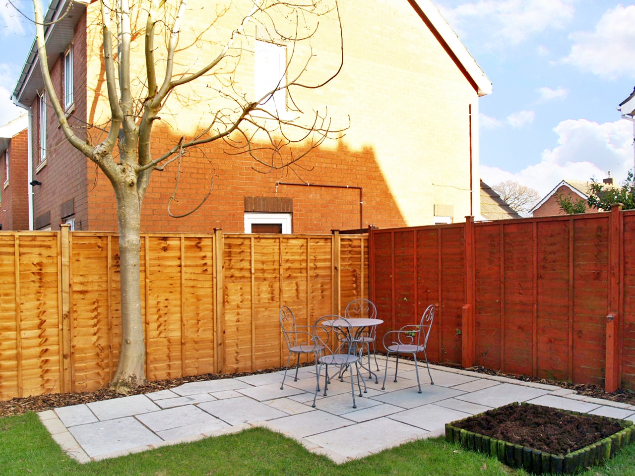 3 bedroom semi detached house SSTC in Solihull - photograph 10.