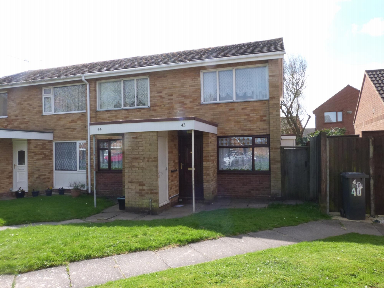 2 bedroom ground floor apartment SSTC in Solihull - photograph 1.