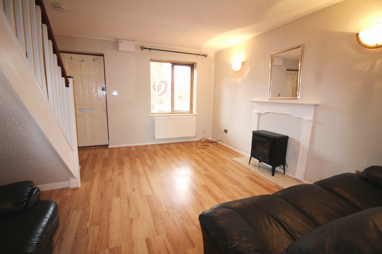 2 bedroom end terraced house SSTC in Birmingham - photograph 3.