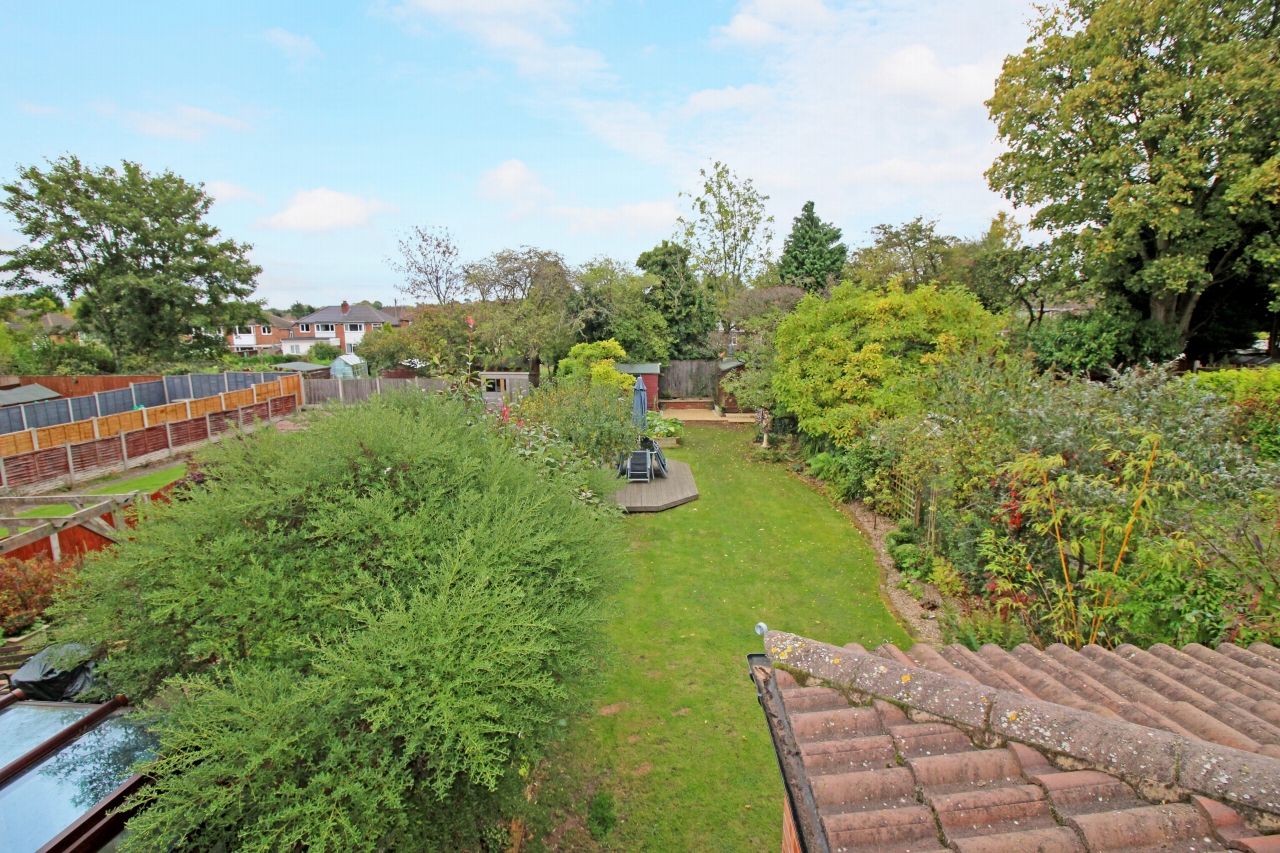 3 bedroom semi detached house SSTC in Solihull - photograph 13.