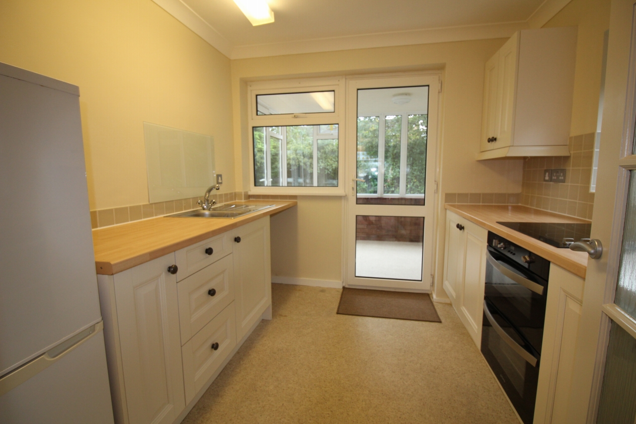 2 bedroom ground floor apartment Application Made in Solihull - photograph 2.