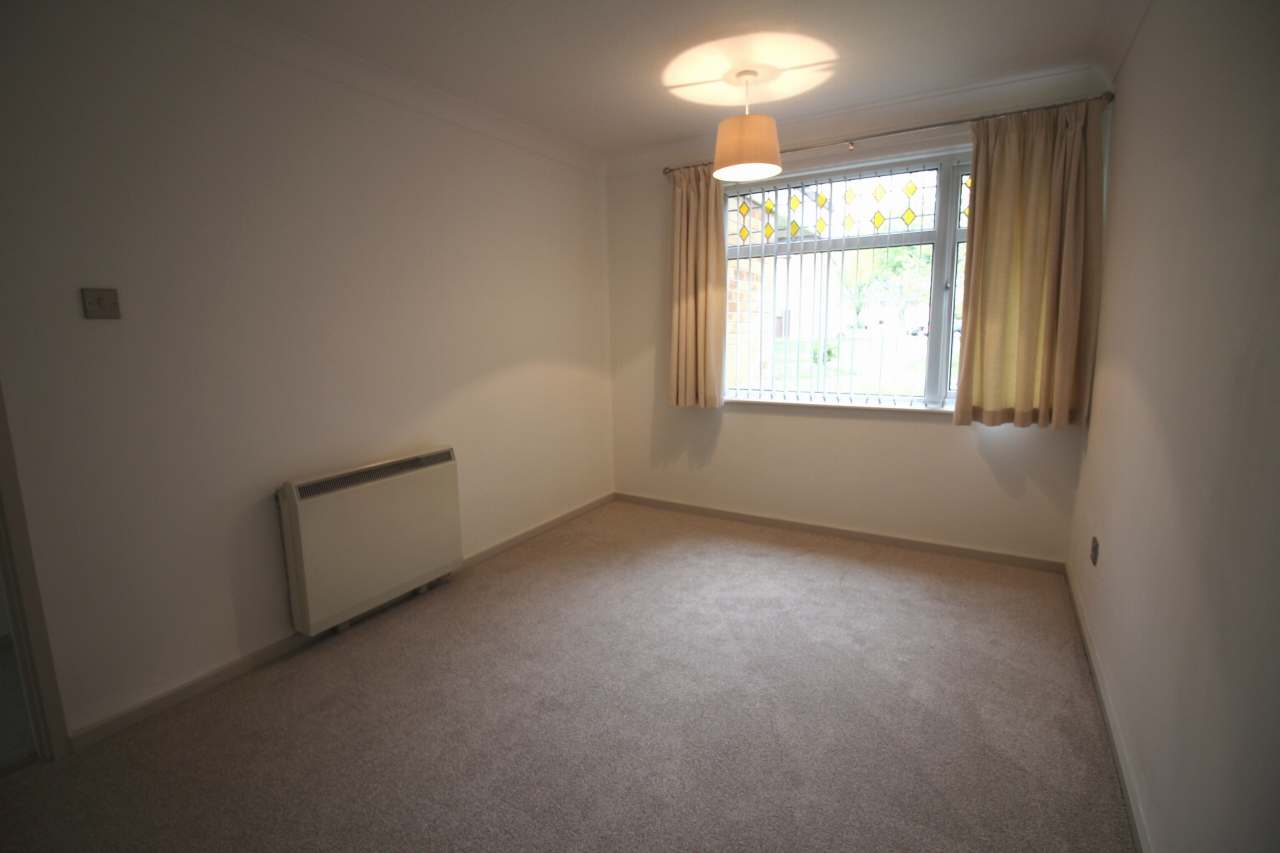 2 bedroom ground floor apartment Application Made in Solihull - photograph 7.