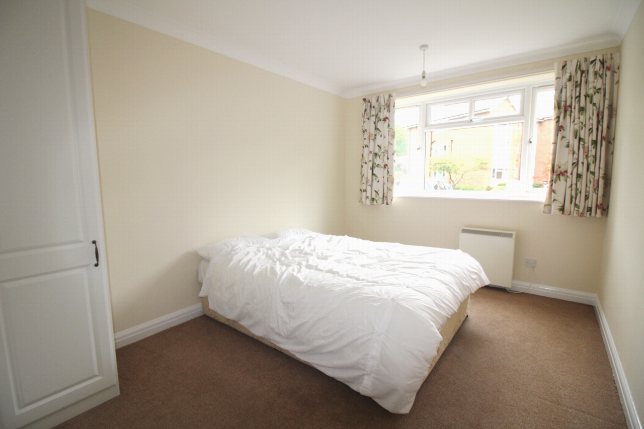 2 bedroom ground floor apartment SSTC in Solihull - photograph 5.