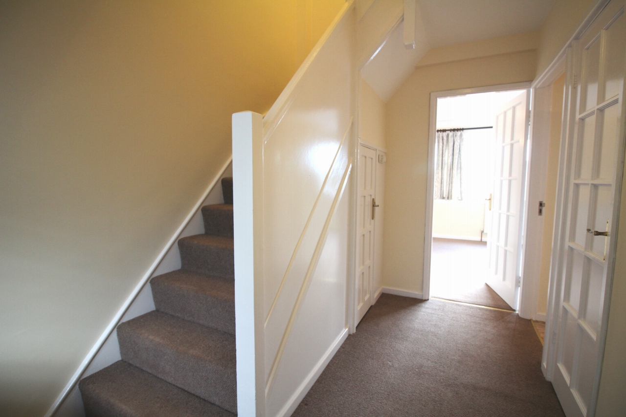 3 bedroom first floor apartment Application Made in Solihull - photograph 4.