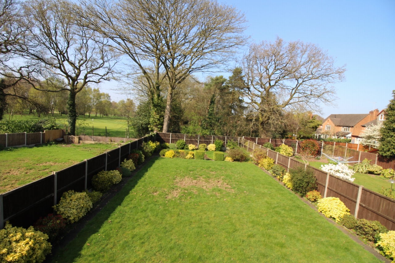 4 bedroom detached house SSTC in Solihull - photograph 2.