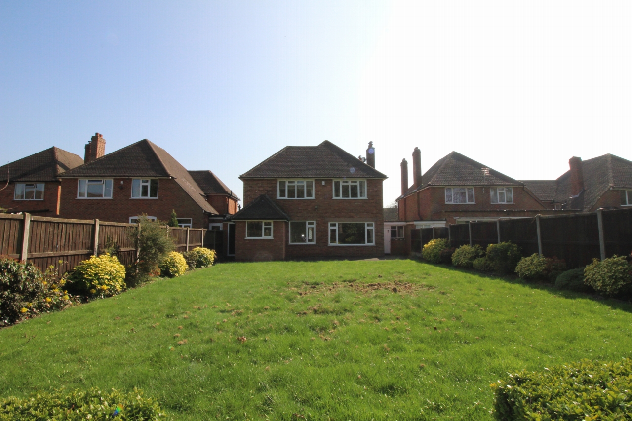 4 bedroom detached house SSTC in Solihull - photograph 11.