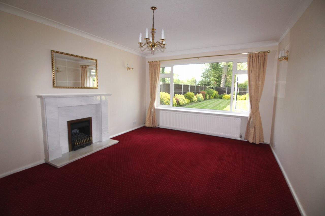 4 bedroom detached house SSTC in Solihull - photograph 5.