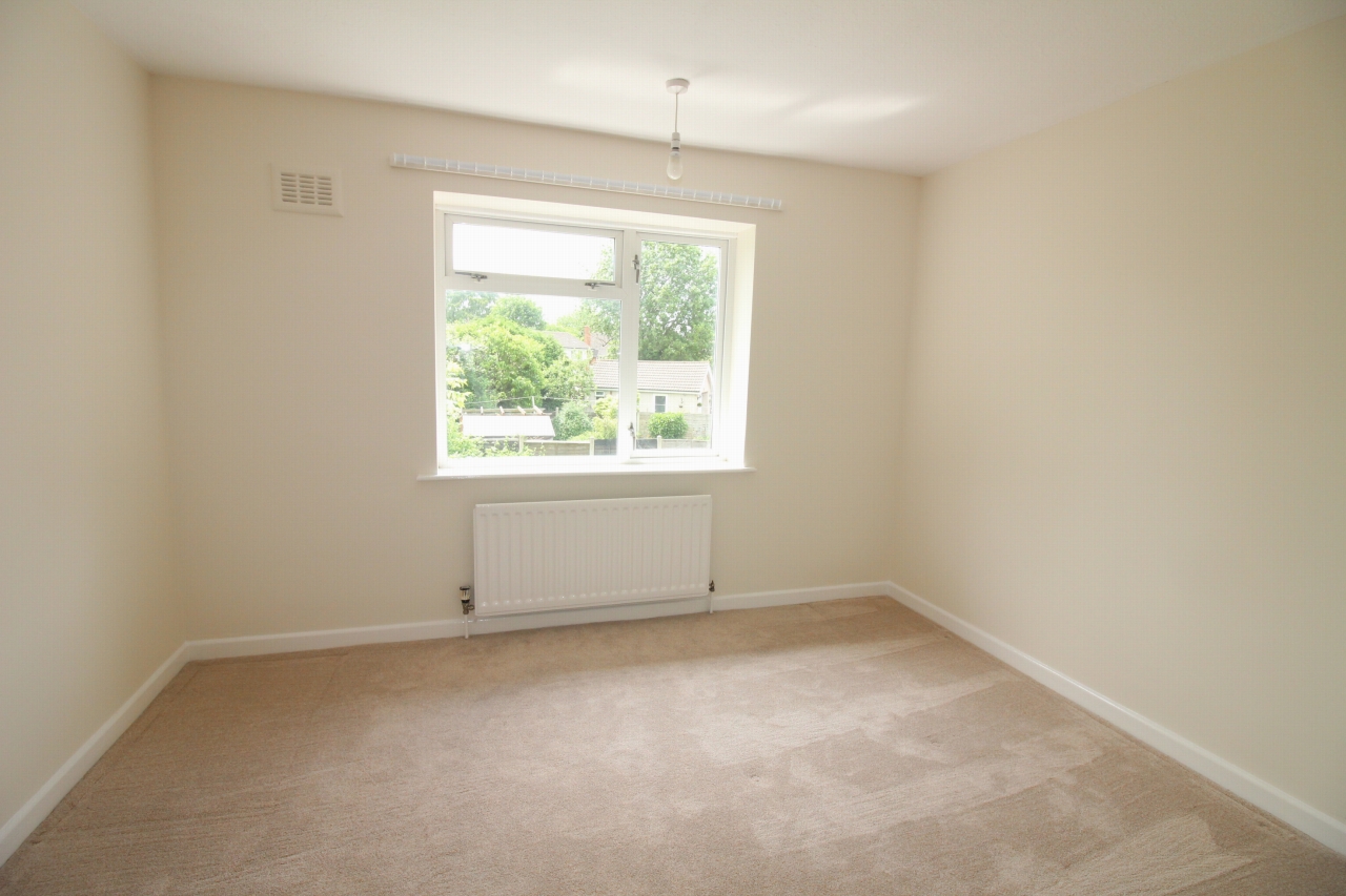 2 bedroom first floor apartment Application Made in Solihull - photograph 4.