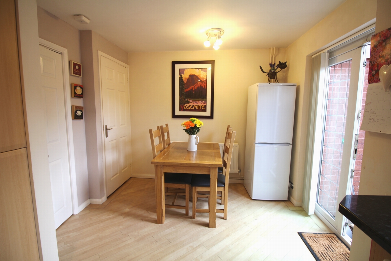 2 bedroom mid terraced house SSTC in Solihull - photograph 3.