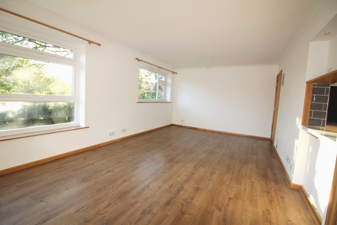 2 bedroom first floor apartment Application Made in Solihull - photograph 3.