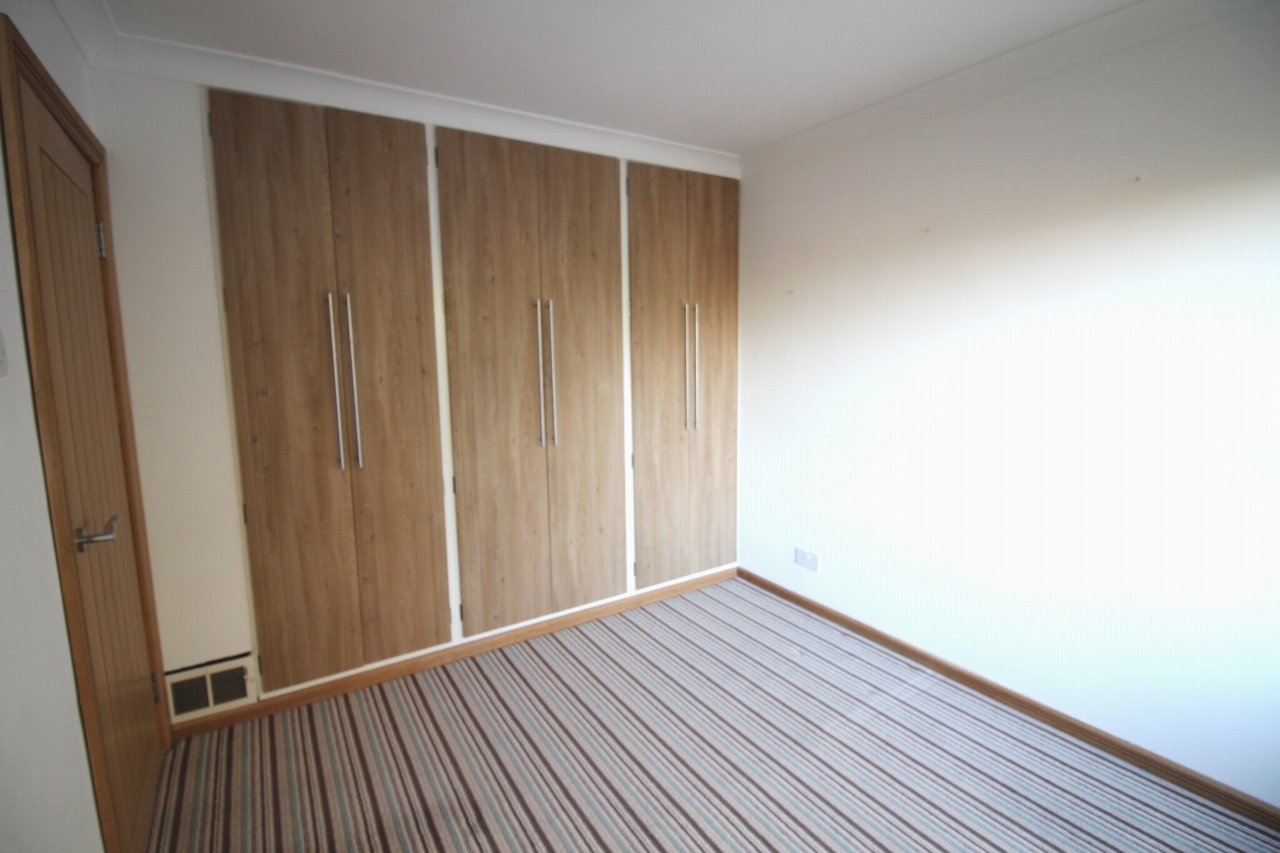 2 bedroom first floor apartment Application Made in Solihull - photograph 6.