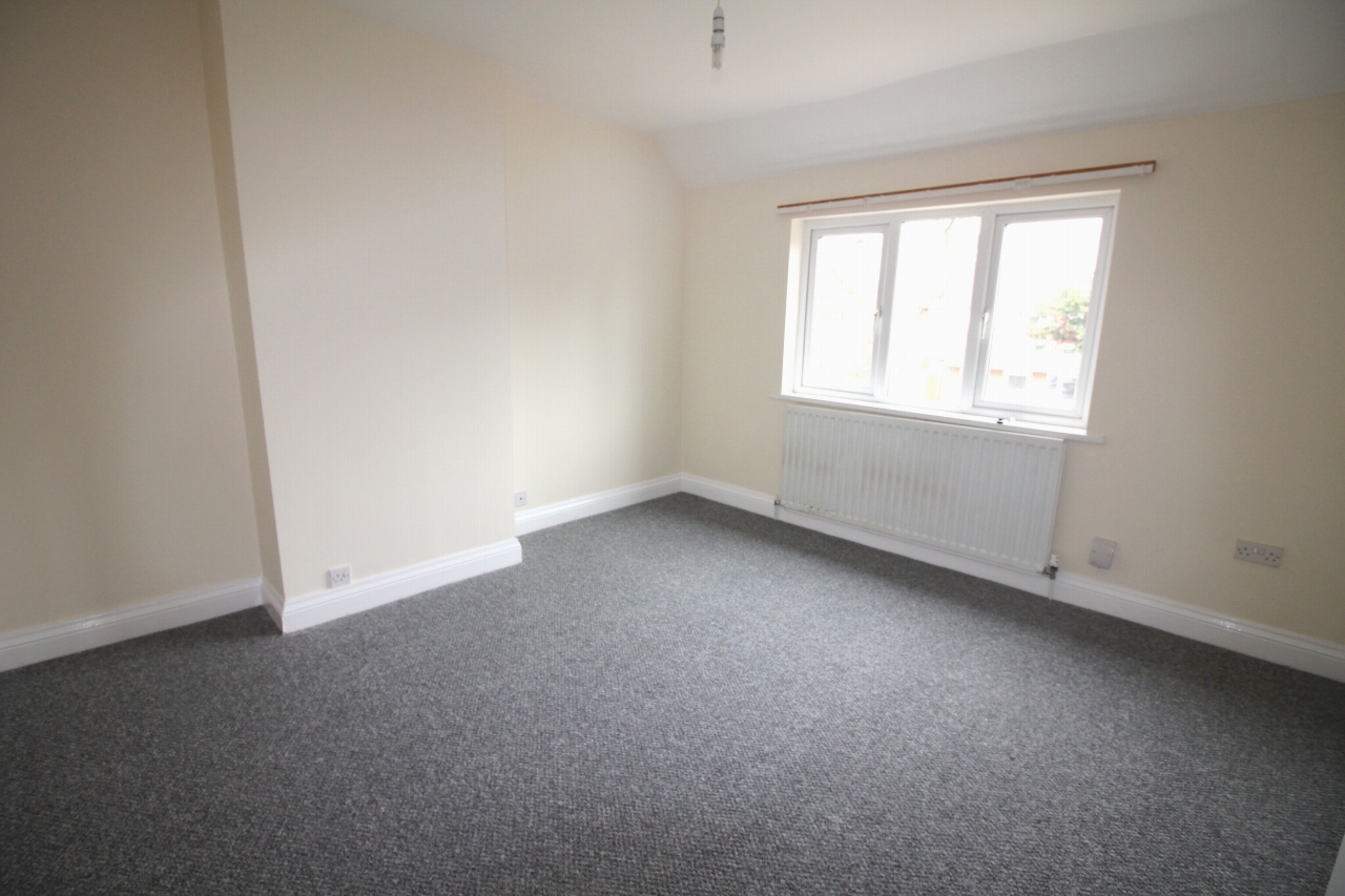 3 bedroom semi detached house Application Made in Birmingham - photograph 5.