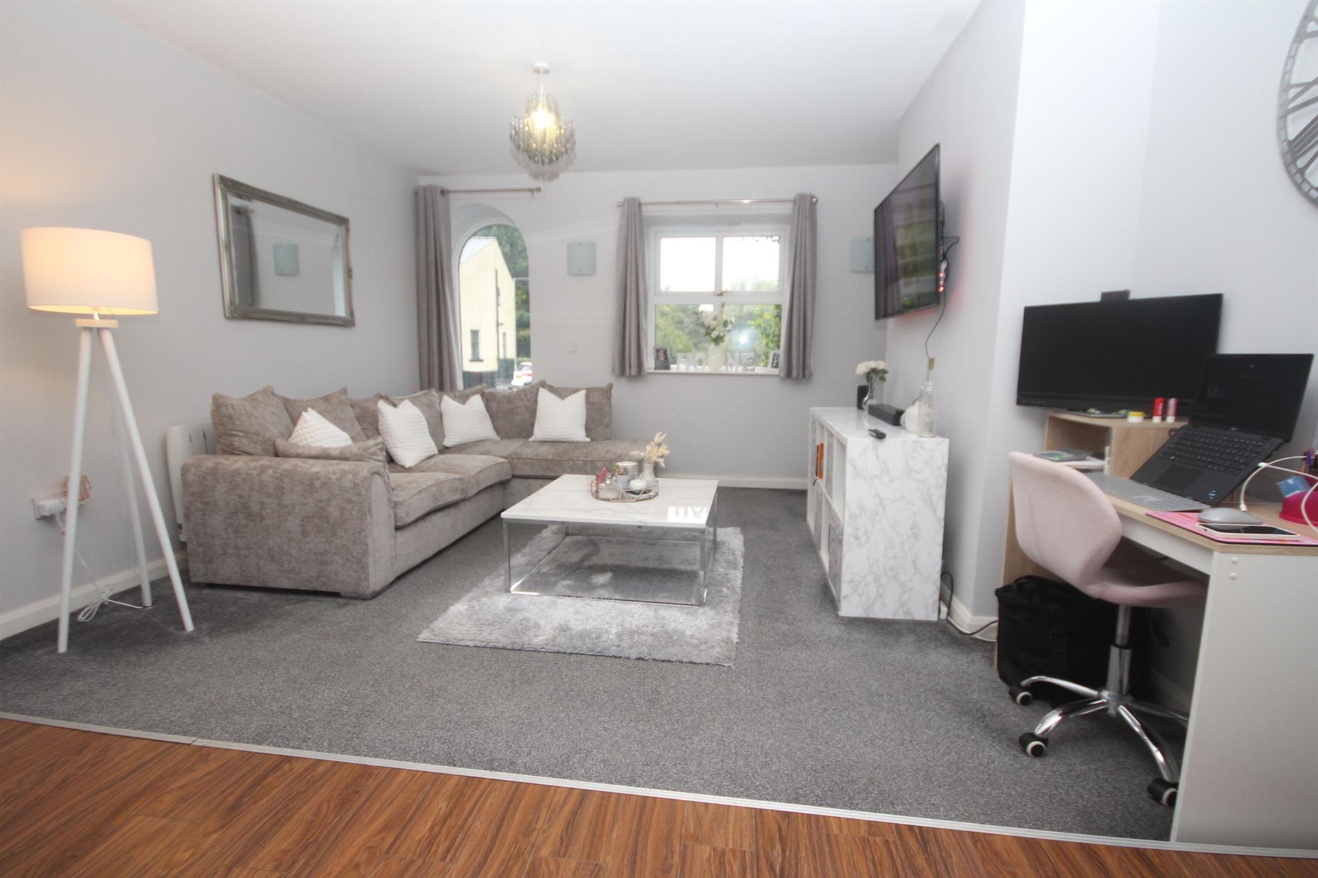 1 bedroom apartment flat / apartment Let Agreed in Bromley Cross, Bolton - Lounge.