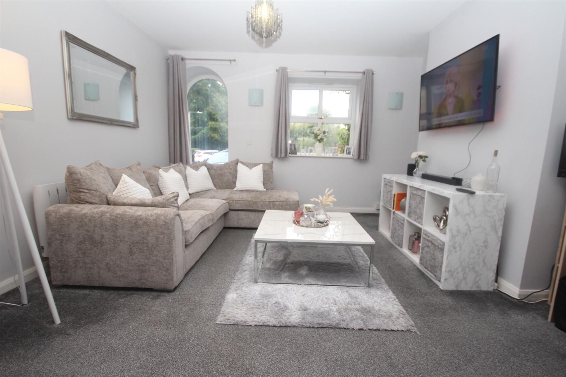 1 bedroom apartment flat / apartment Let Agreed in Bromley Cross, Bolton - Lounge.