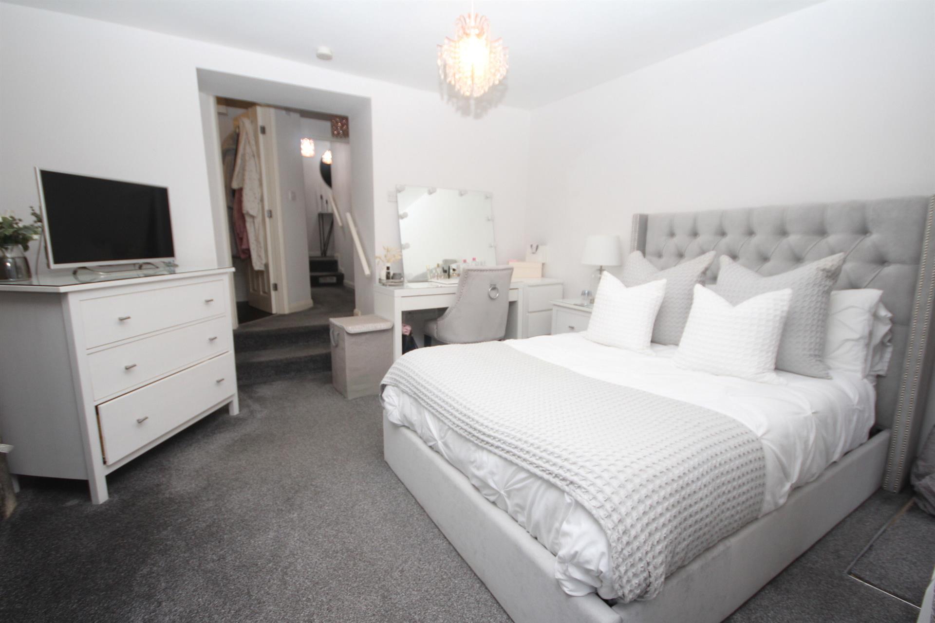 1 bedroom apartment flat / apartment Let Agreed in Bromley Cross, Bolton - Bedroom.