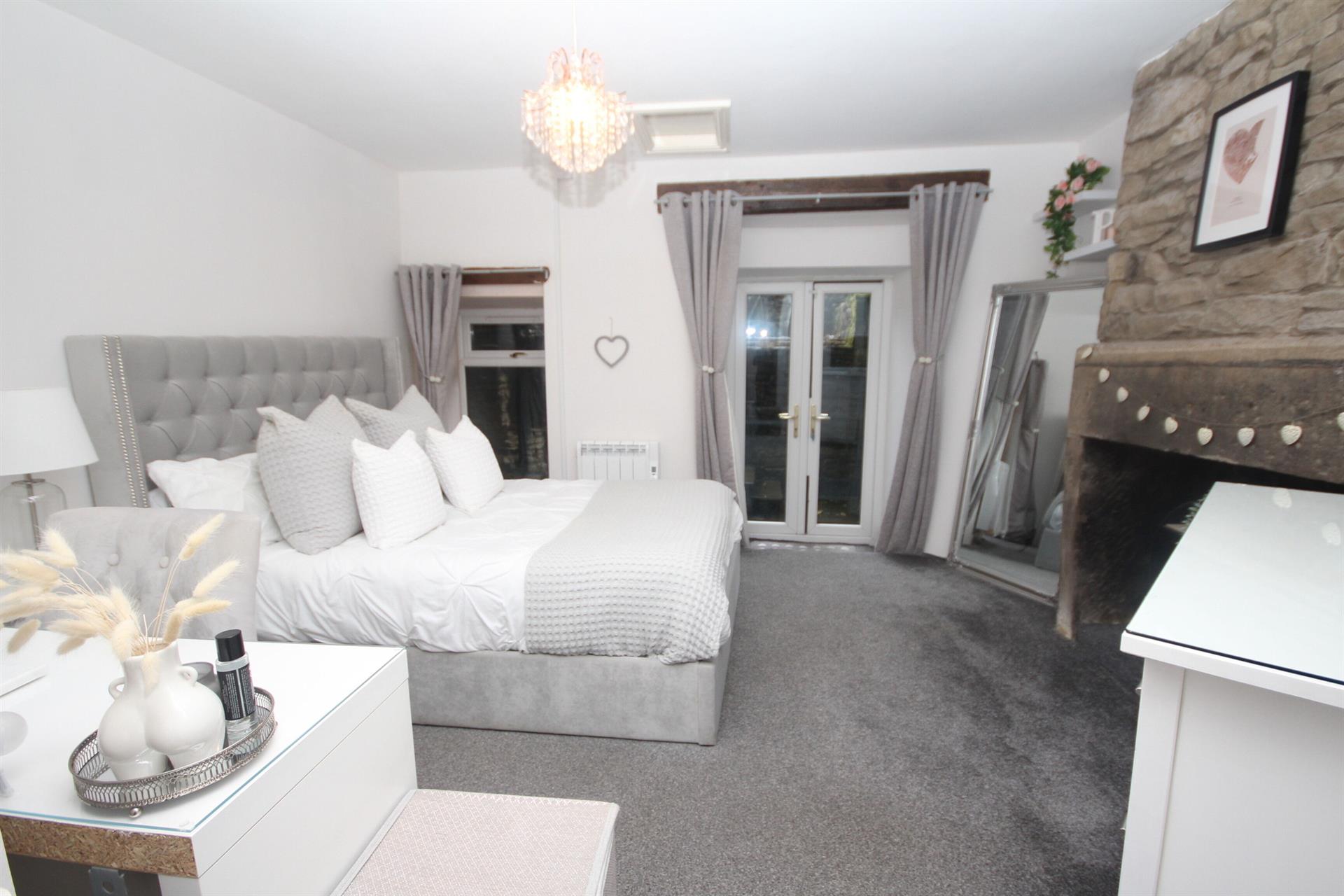 1 bedroom apartment flat / apartment Let Agreed in Bromley Cross, Bolton - Bedroom.