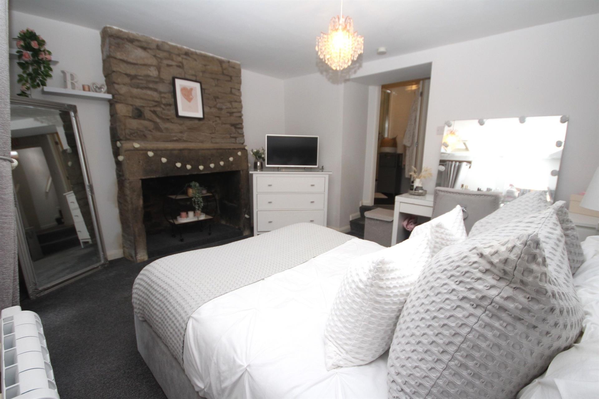 1 bedroom apartment flat / apartment Let Agreed in Bromley Cross, Bolton - Bedroom.