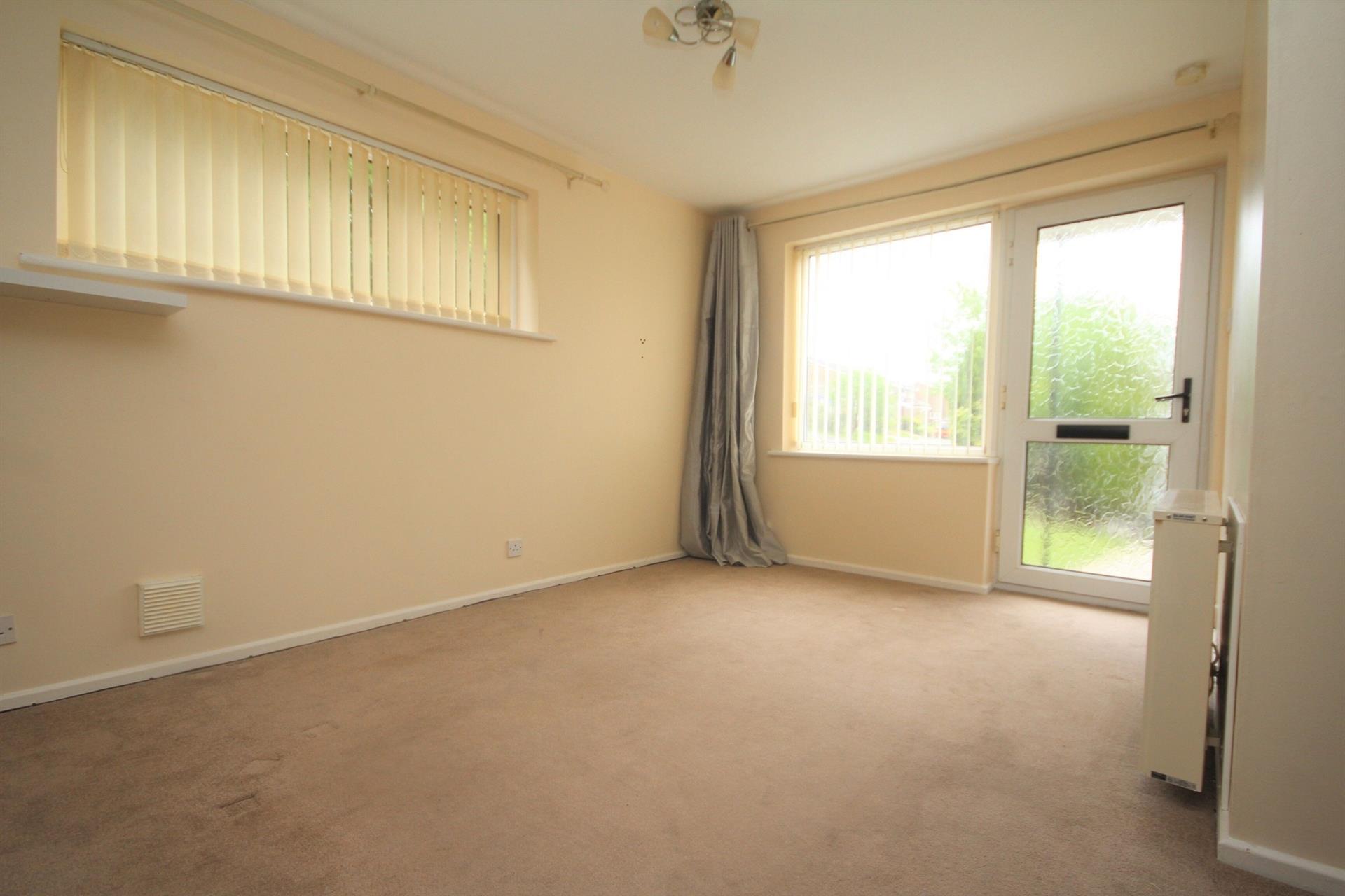 1 bedroom end terraced house Let Agreed in Bromley Cross, Bolton - Living Room.