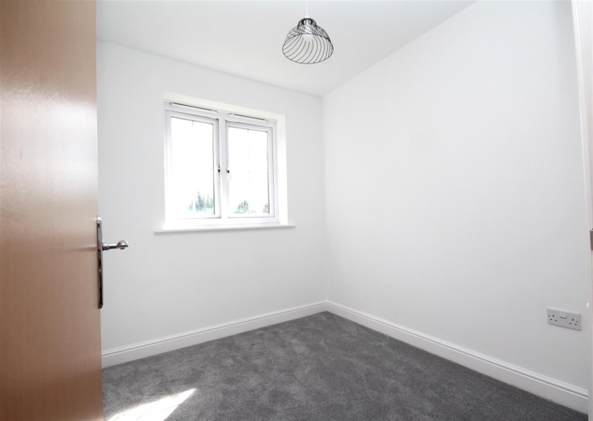 2 bedroom apartment flat / apartment To Let in Bolton, Greater Manchester - Bedroom 2.