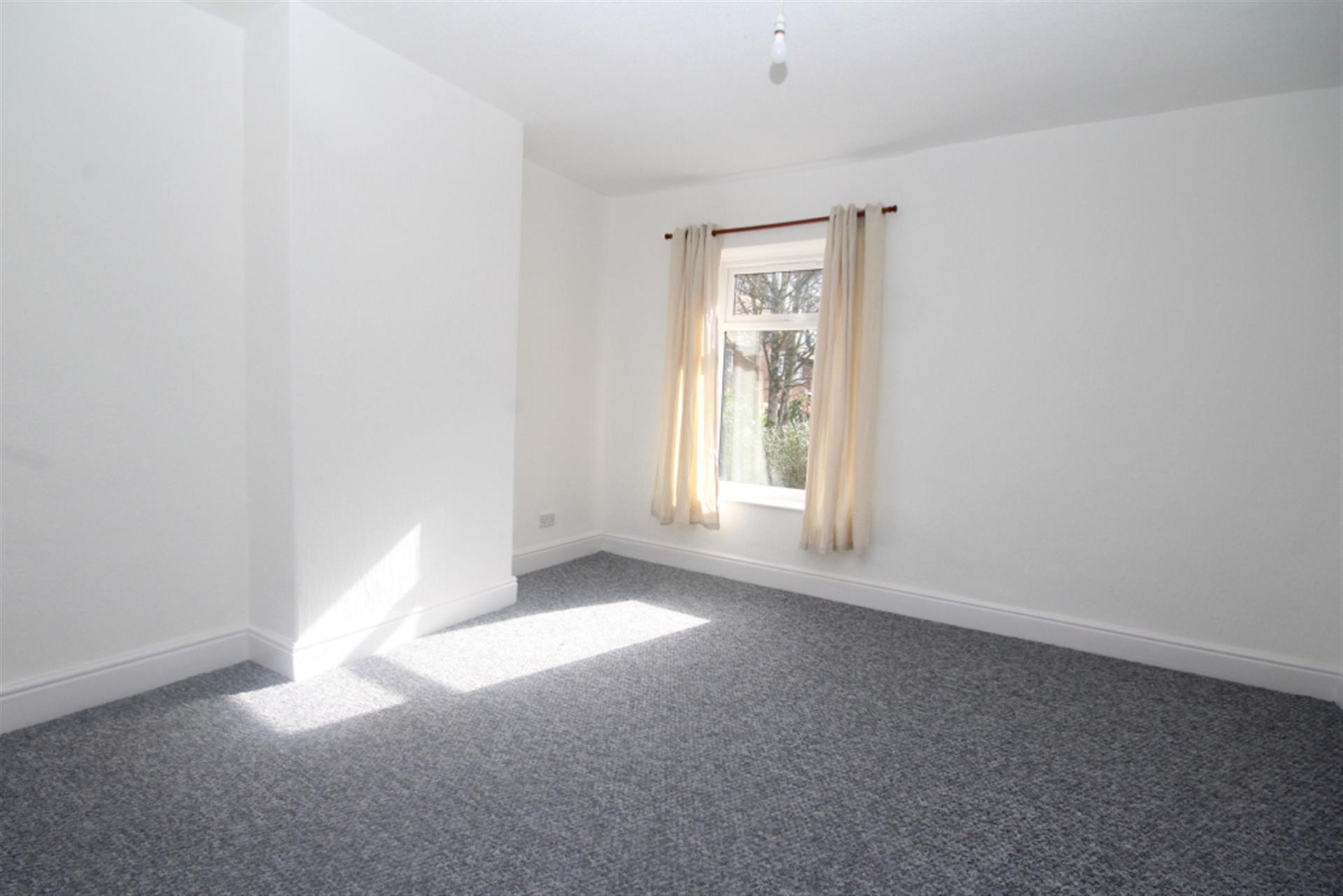 2 bedroom cottage house To Let in Bromley Cross, Bolton - Master Bedroom.