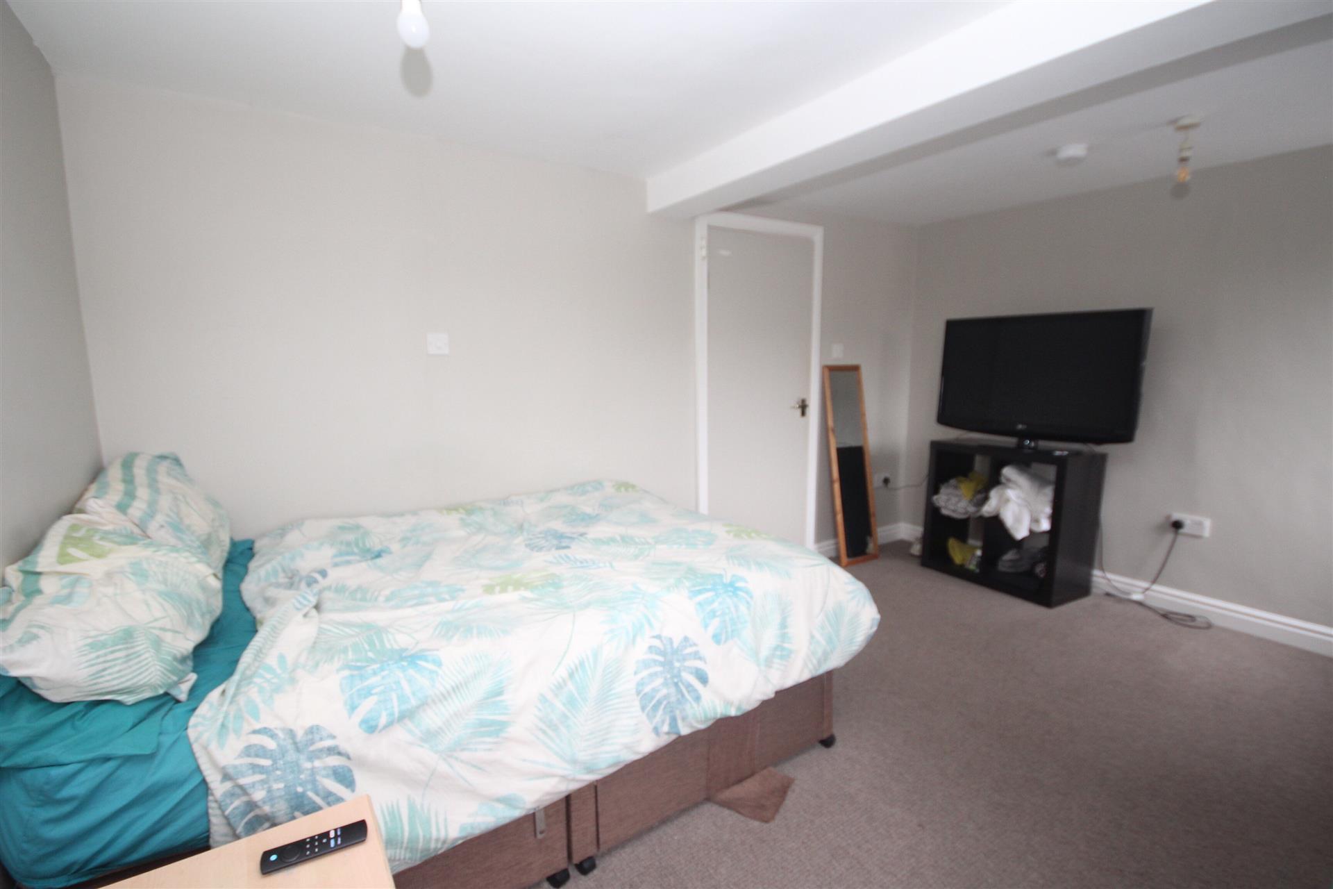 2 bedroom apartment flat / apartment Let Agreed in 243 Blackburn Road, Egerton, Bolton - Bedroom 1.