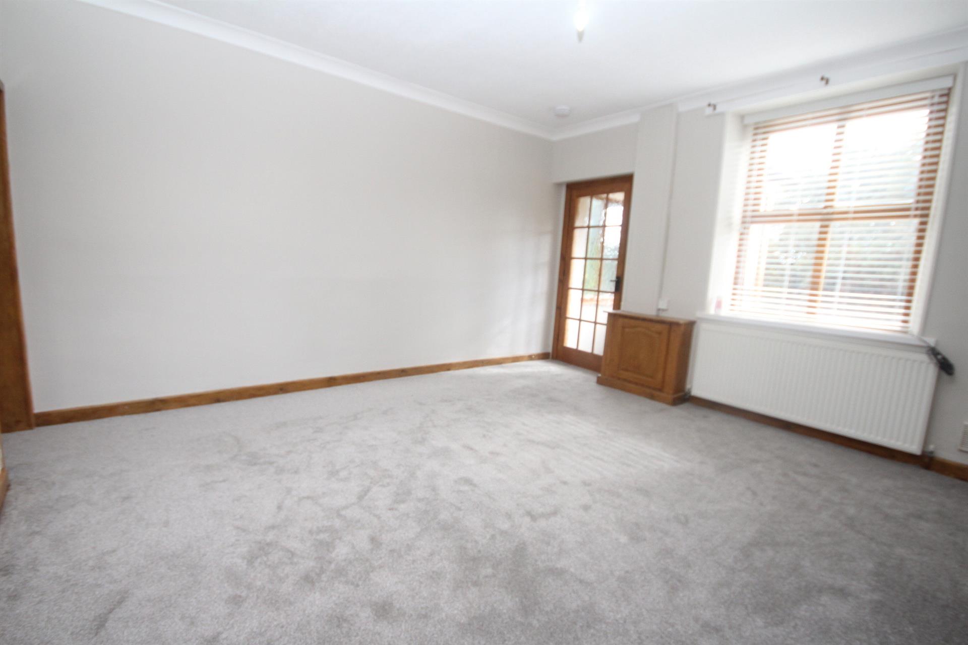 2 bedroom terraced house Let Agreed in Bromley Cross, Bolton - Lounge.