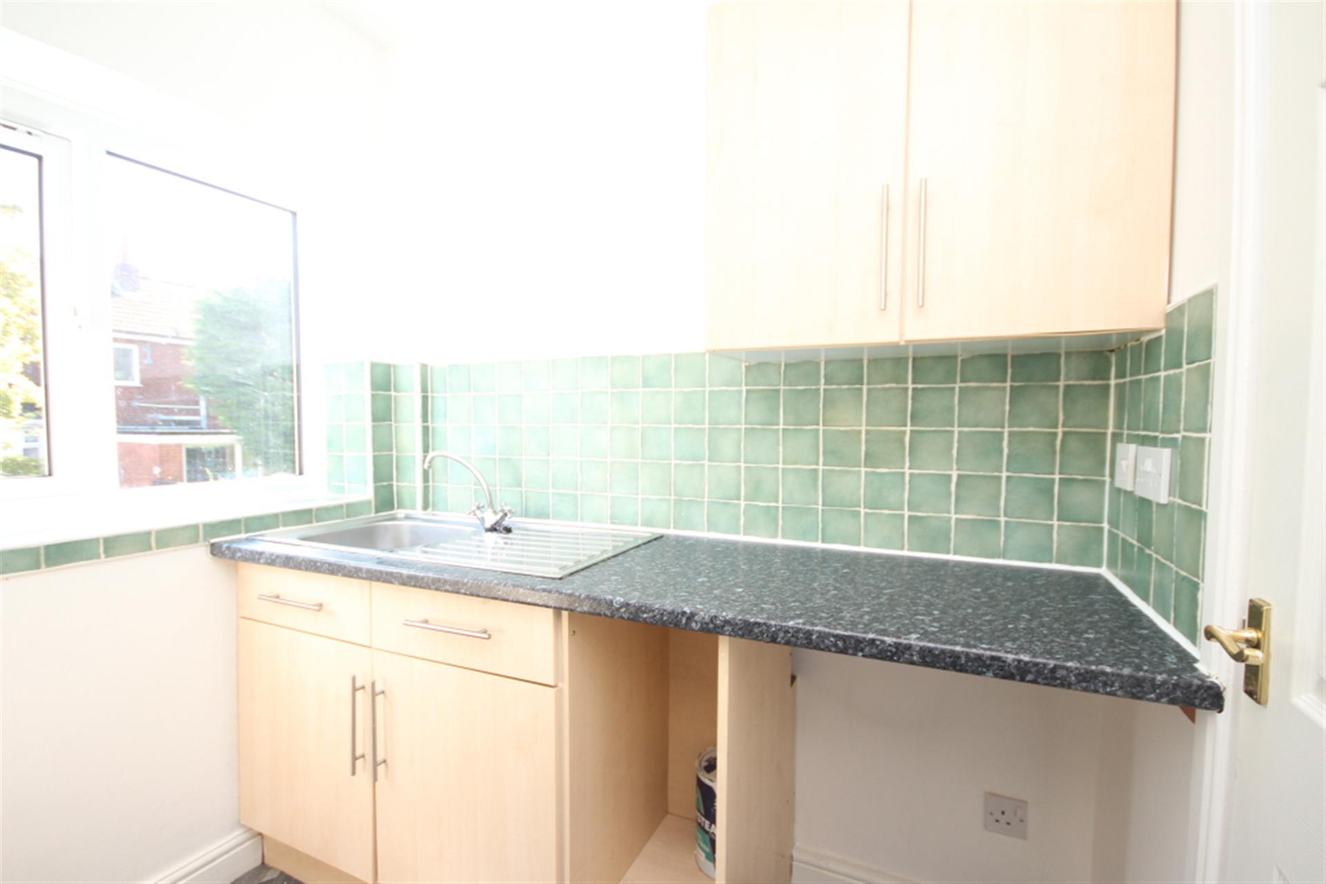 2 bedroom apartment flat / apartment To Let in Toppings Green, Bromley Cross, Bolton - Kitchen.