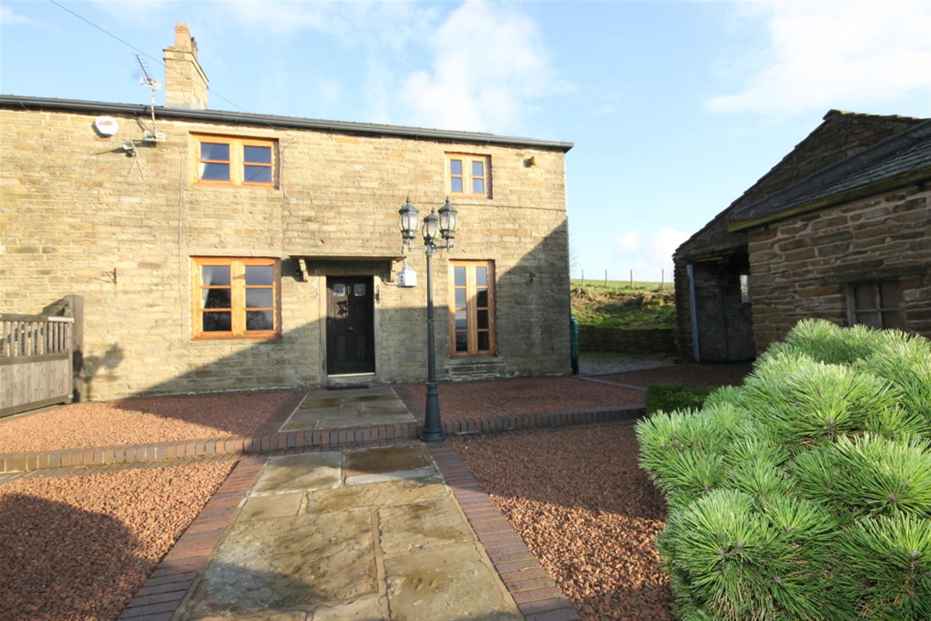 3 bedroom semi-detached house To Let in Edgworth, Bolton, Lancs - Photo.