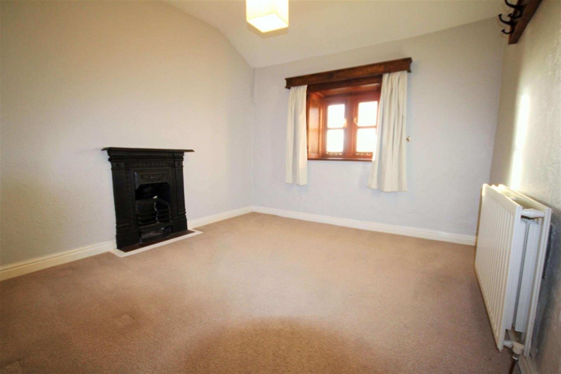 3 bedroom semi-detached house To Let in Edgworth, Bolton, Lancs - Photo.