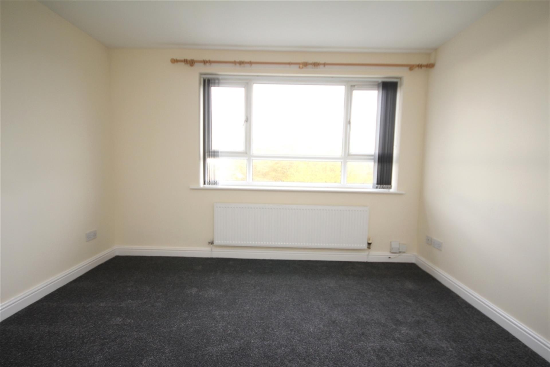 2 bedroom apartment flat / apartment To Let in Toppings Green, Bromley Cross, Bolton - Lounge.