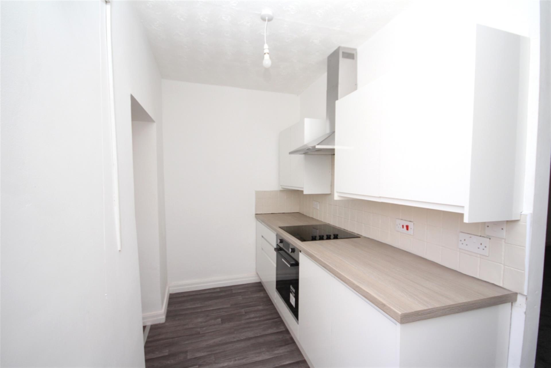 3 bedroom end terraced house To Let in Tonge Fold, Bolton - Kitchen.