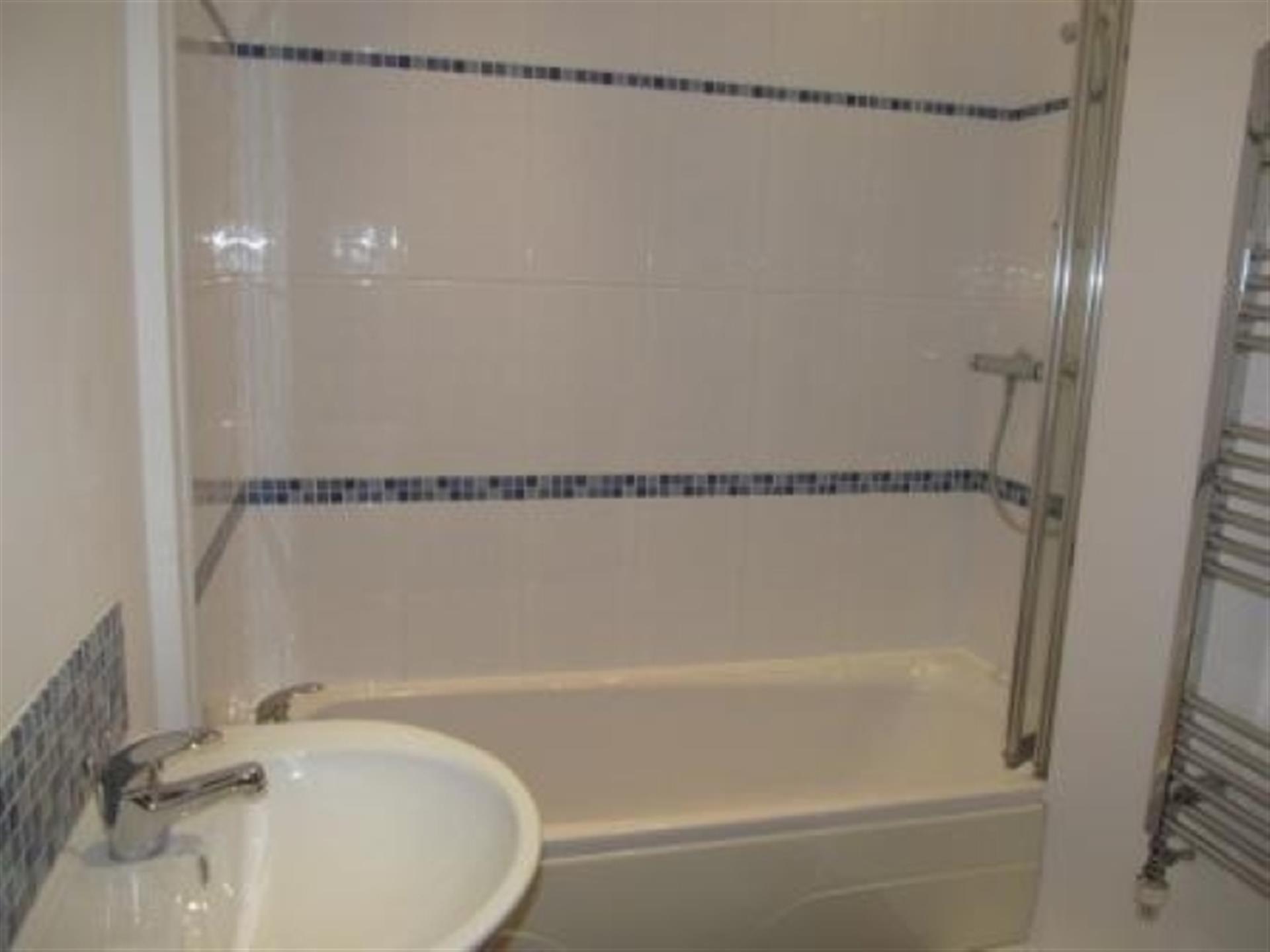 2 bedroom cottage house To Let in Cranberry, Darwen, Lancs - Bathroom.
