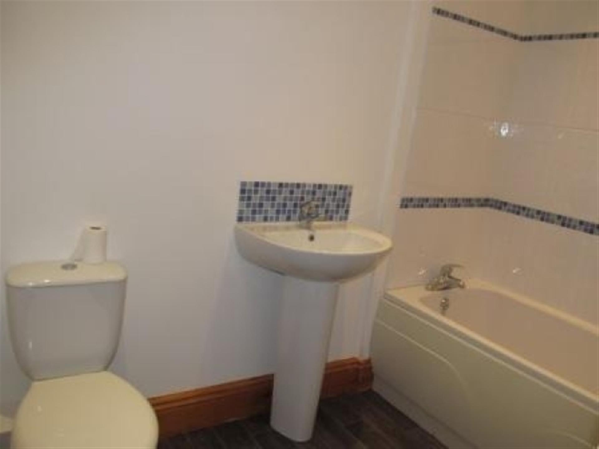 2 bedroom cottage house To Let in Cranberry, Darwen, Lancs - Bathroom.