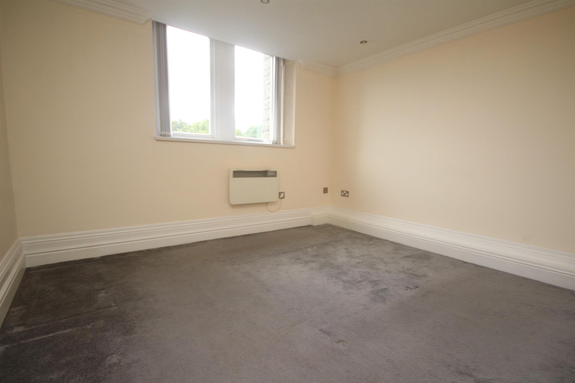 2 bedroom apartment flat / apartment To Let in Knott St, Darwen, Lancs - Bedroom 2.