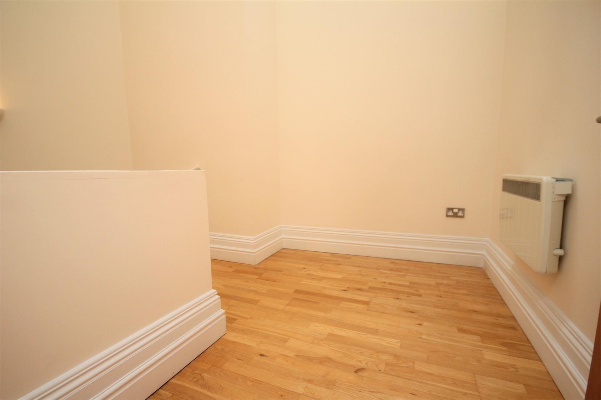 2 bedroom apartment flat / apartment To Let in Knott St, Darwen, Lancs - Landing/Office.