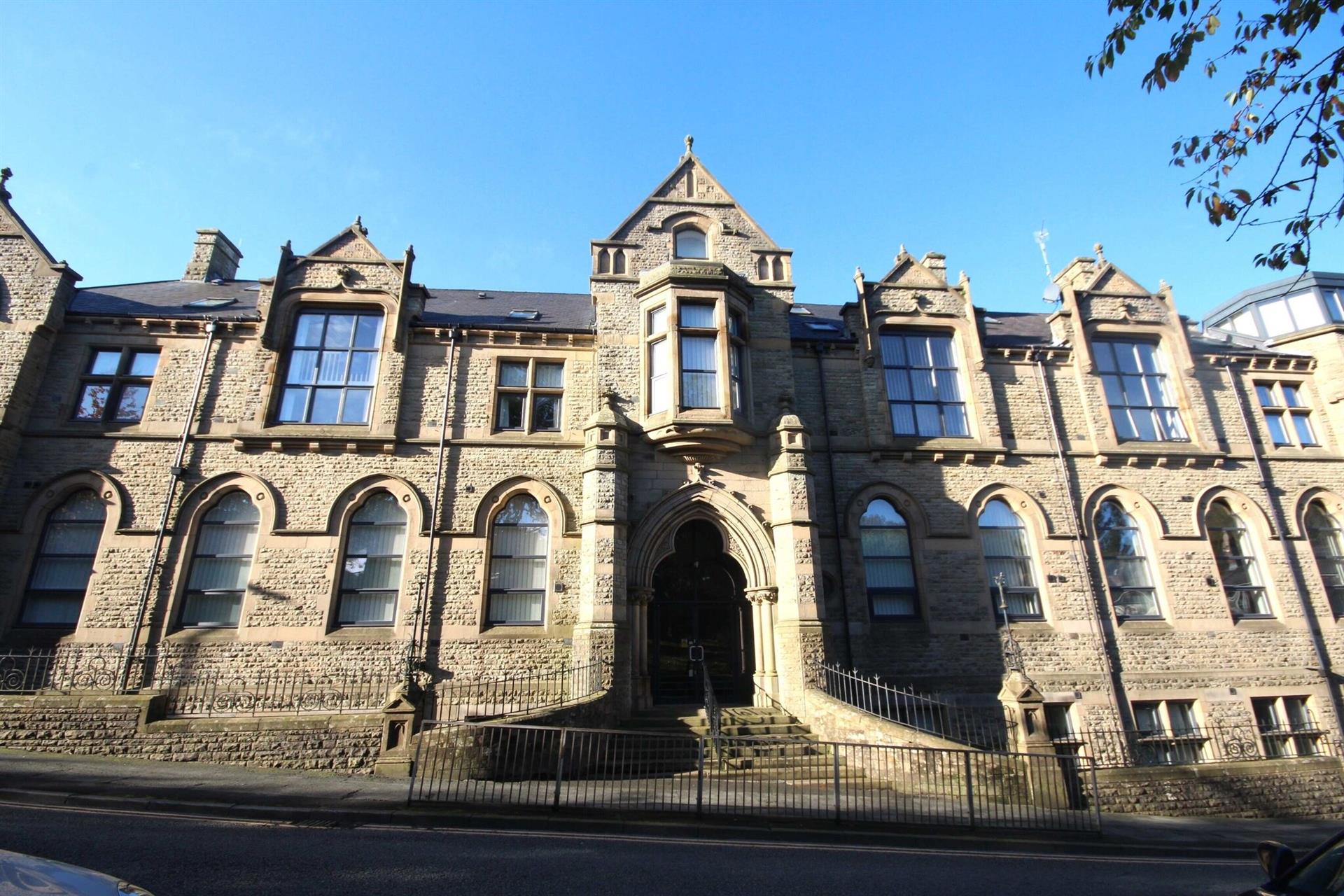 1 bedroom apartment flat / apartment To Let in Knott St, Darwen, Lancs - Main Photo.