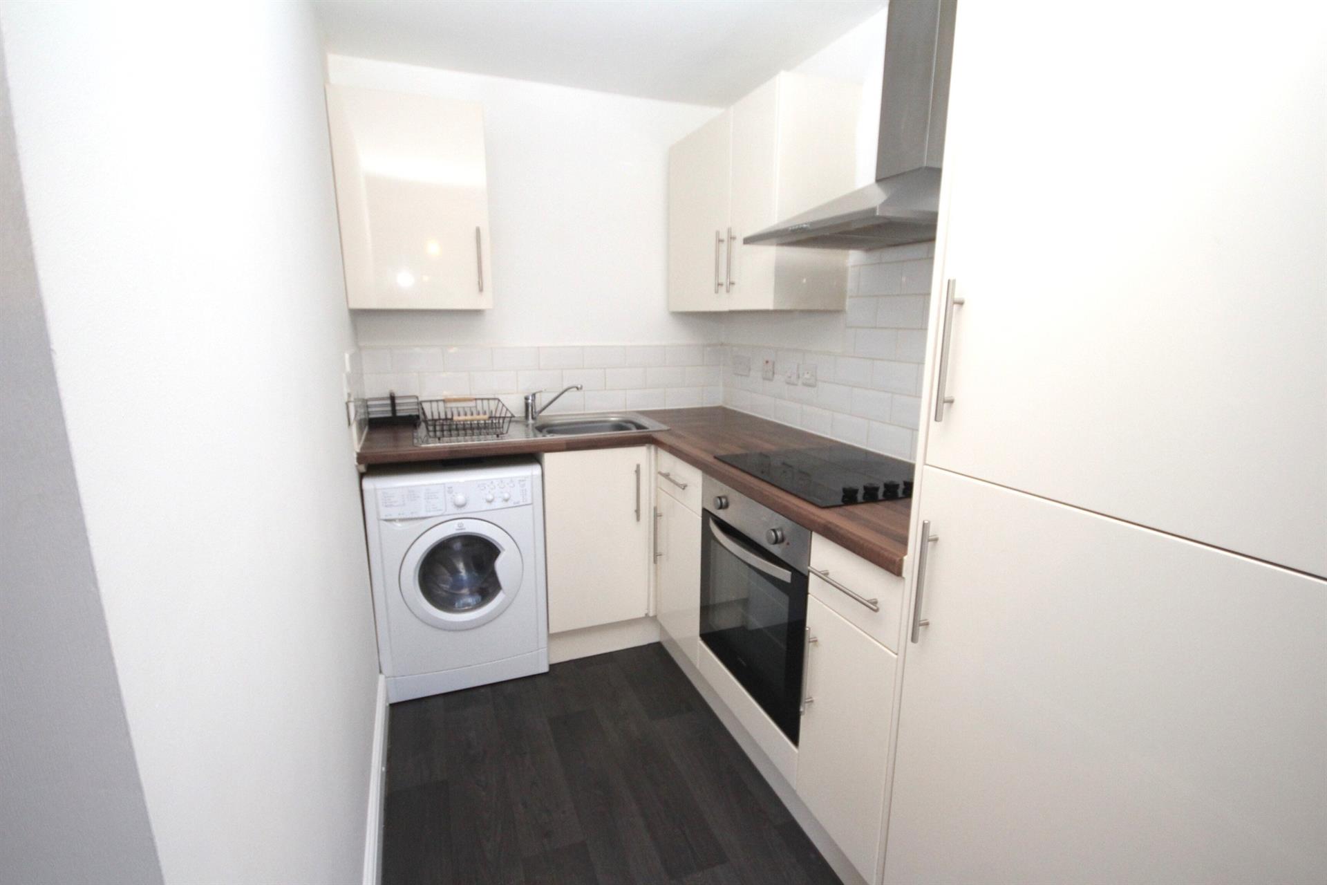 1 bedroom apartment flat / apartment To Let in Knott St, Darwen, Lancs - Kitchen.