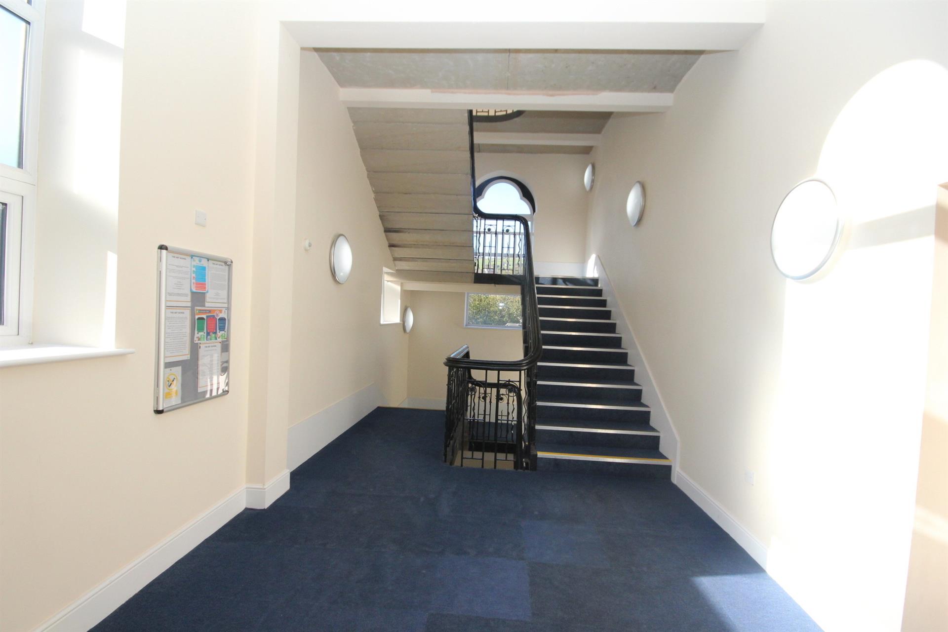 1 bedroom apartment flat / apartment To Let in Knott St, Darwen, Lancs - Hallways.