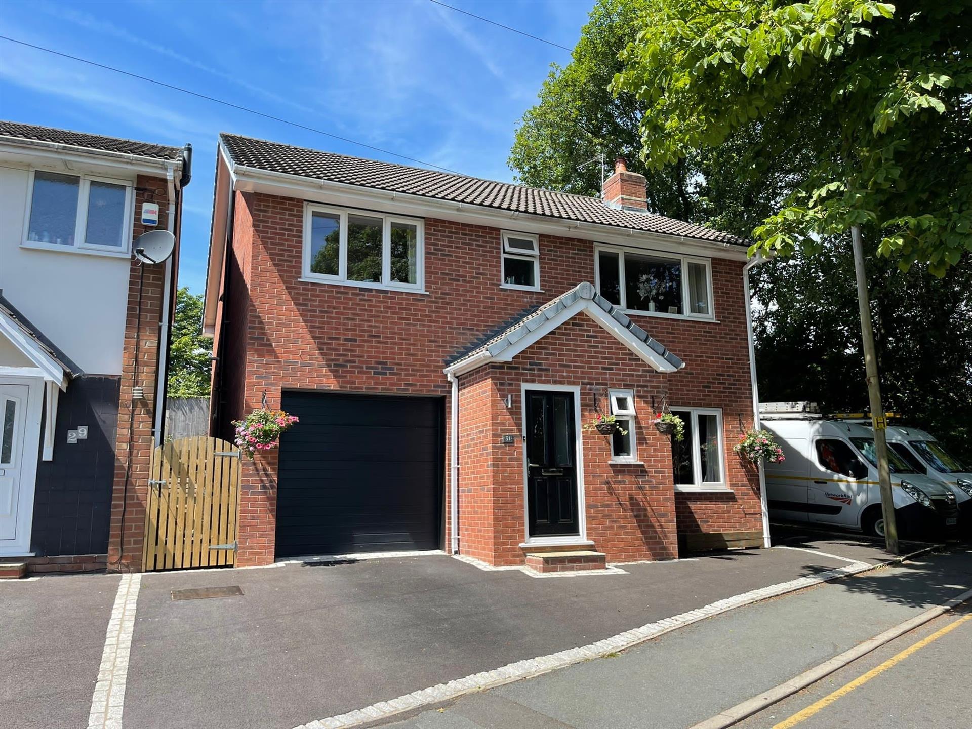 4 bedroom detached house Let Agreed in Bromley Cross, Bolton, Lancs - Photo.