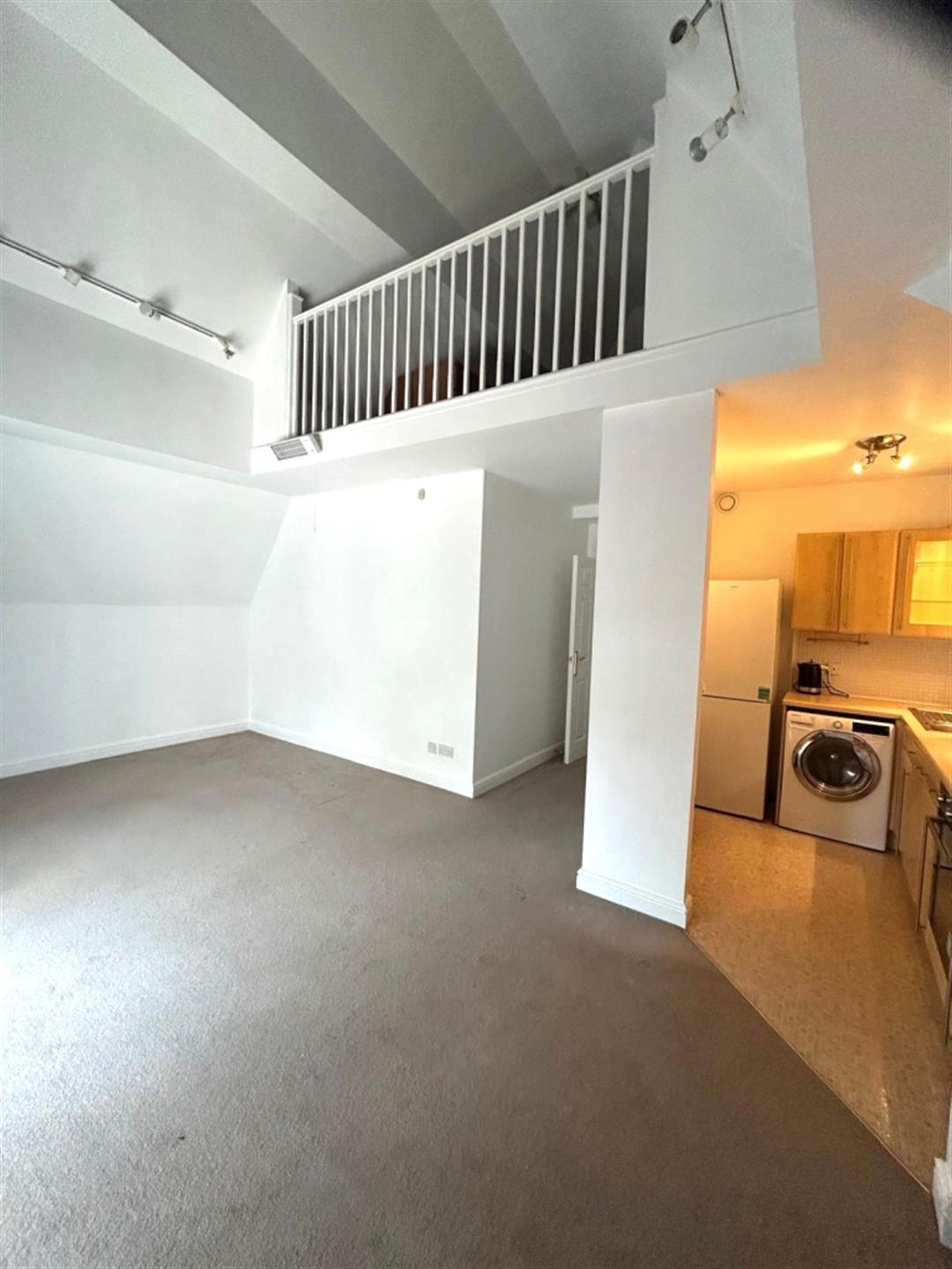 2 bedroom apartment flat / apartment To Let in School St, Bromley Cross, Bolton, Lancs - Photo.