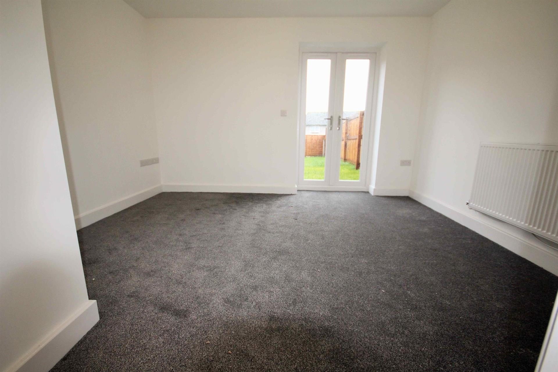 4 bedroom terraced house To Let in Tonge Moor, Bolton, Lancs - Lounge.