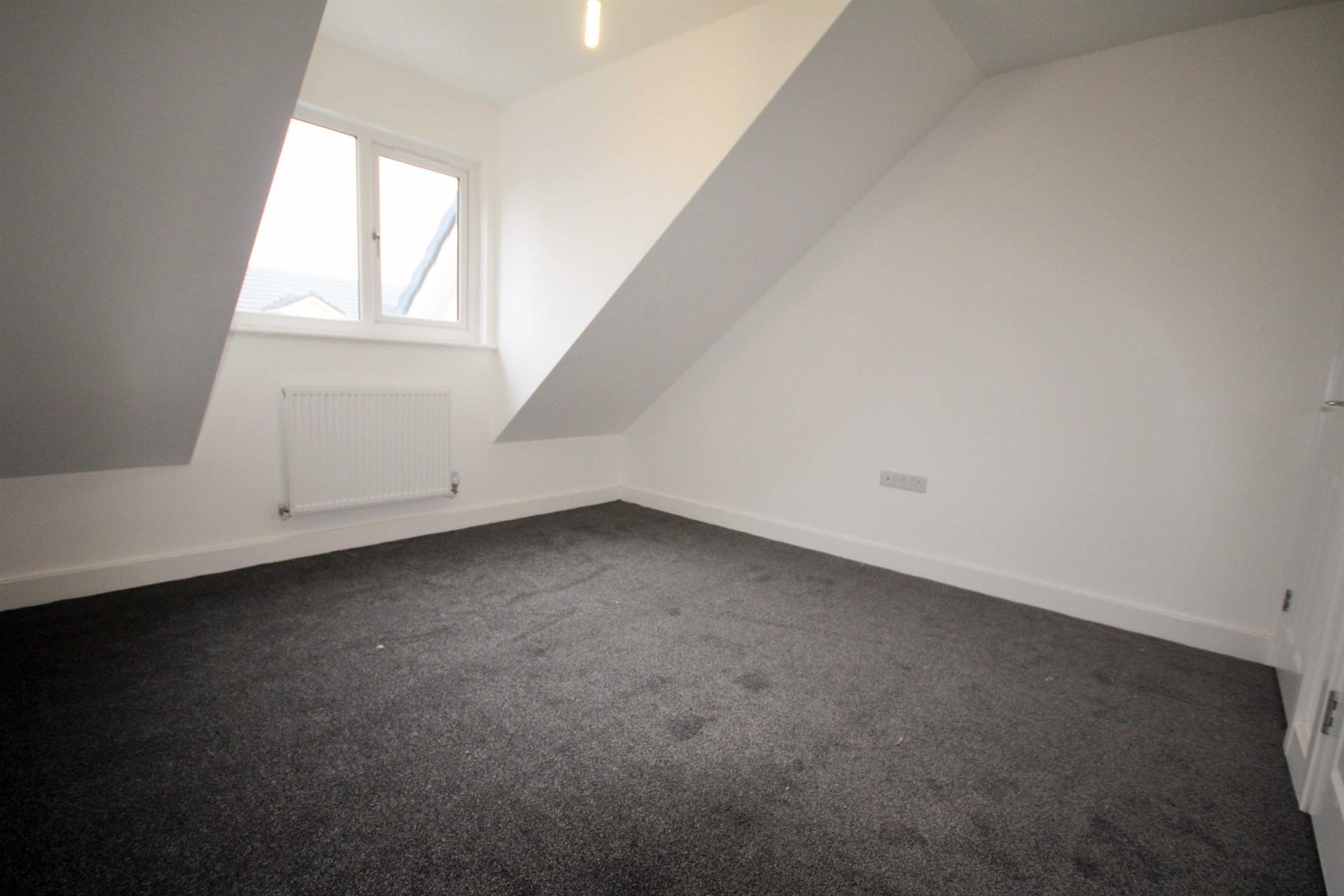 4 bedroom terraced house To Let in Tonge Moor, Bolton, Lancs - Bedroom 2.