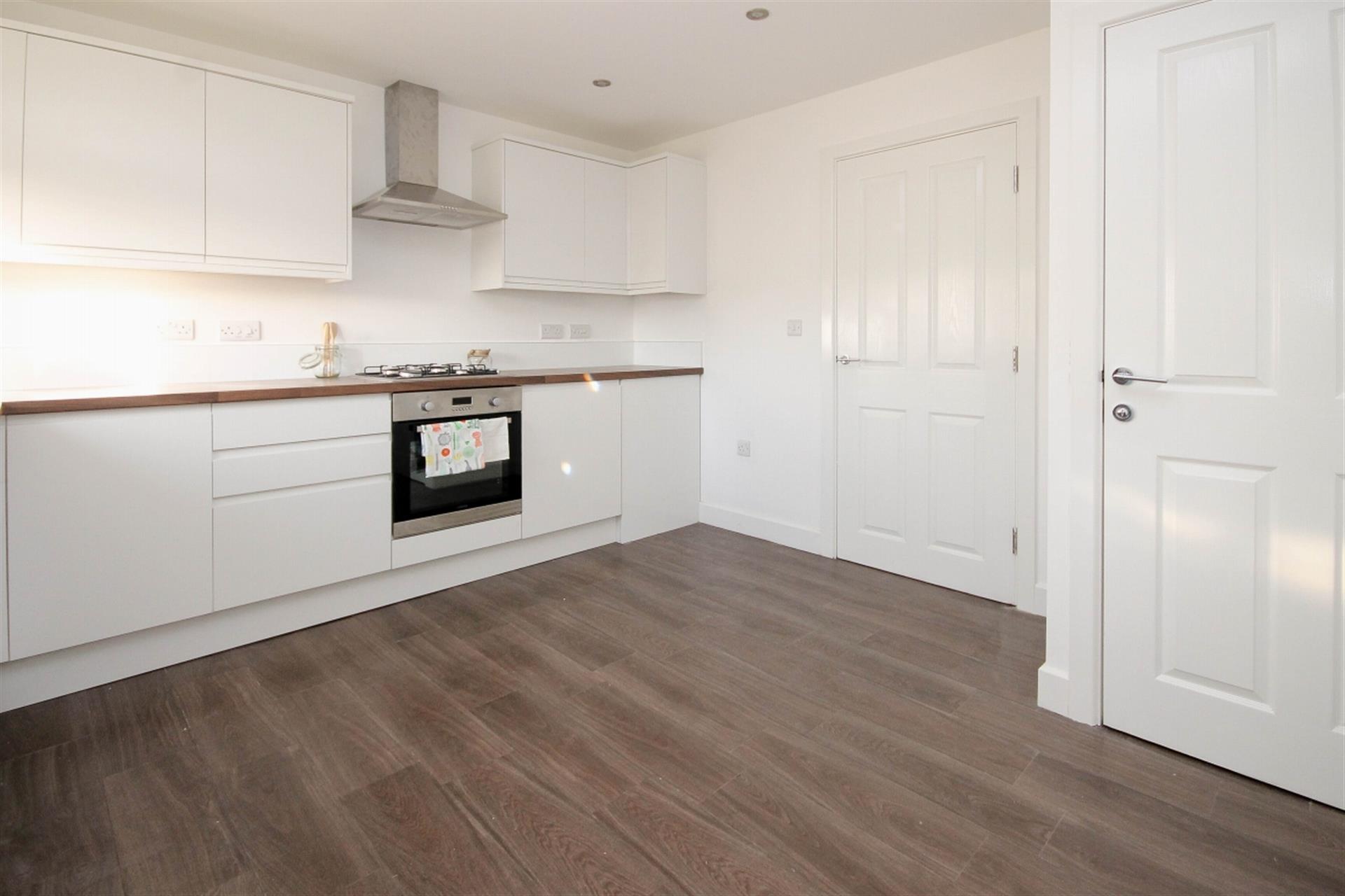 4 bedroom detached house Let Agreed in Bolton, Lancs - Kitchen.