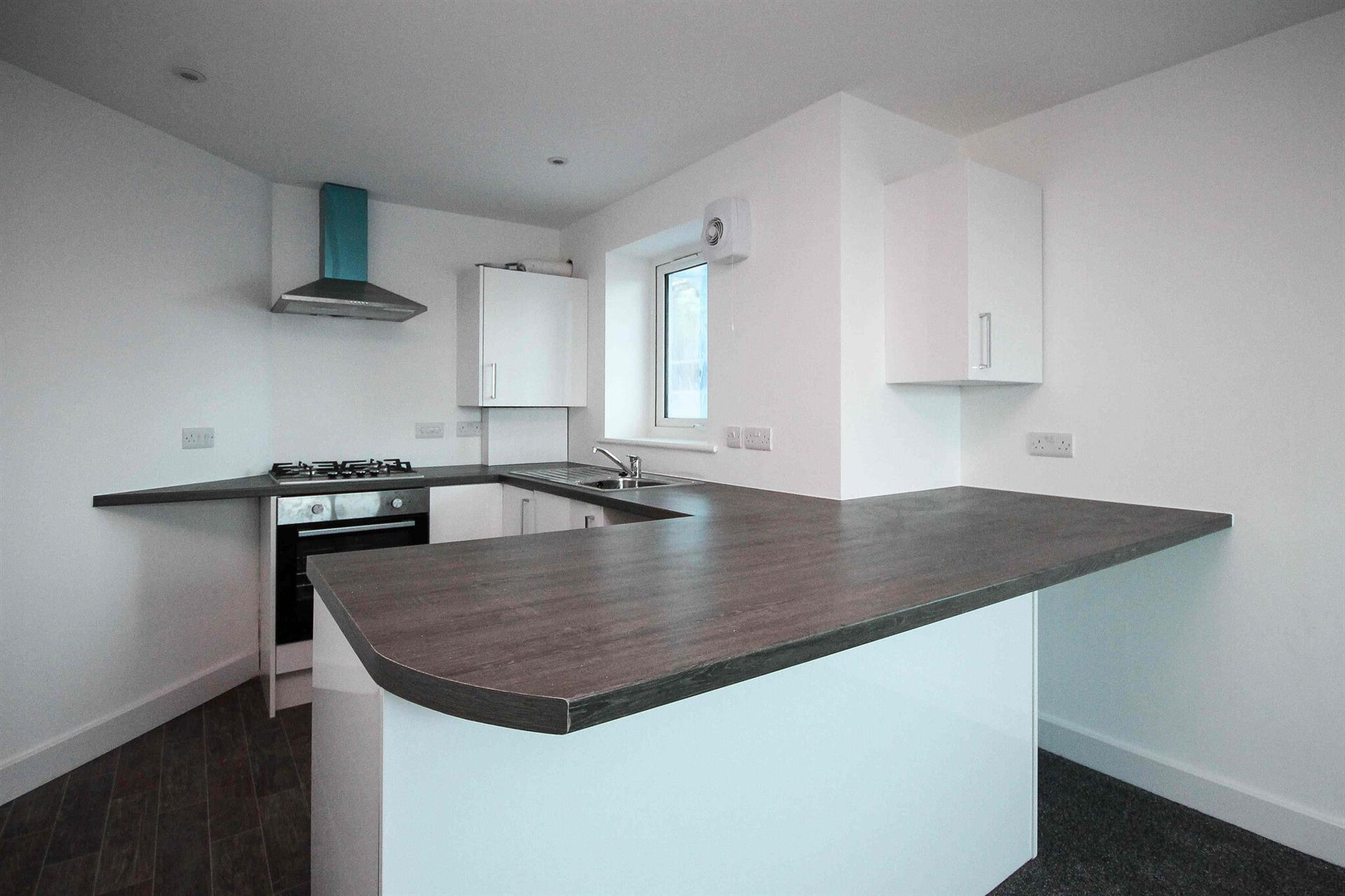 3 bedroom apartment flat / apartment To Let in Toppings Green, Bromley Cross, Bolton - Kitchen.