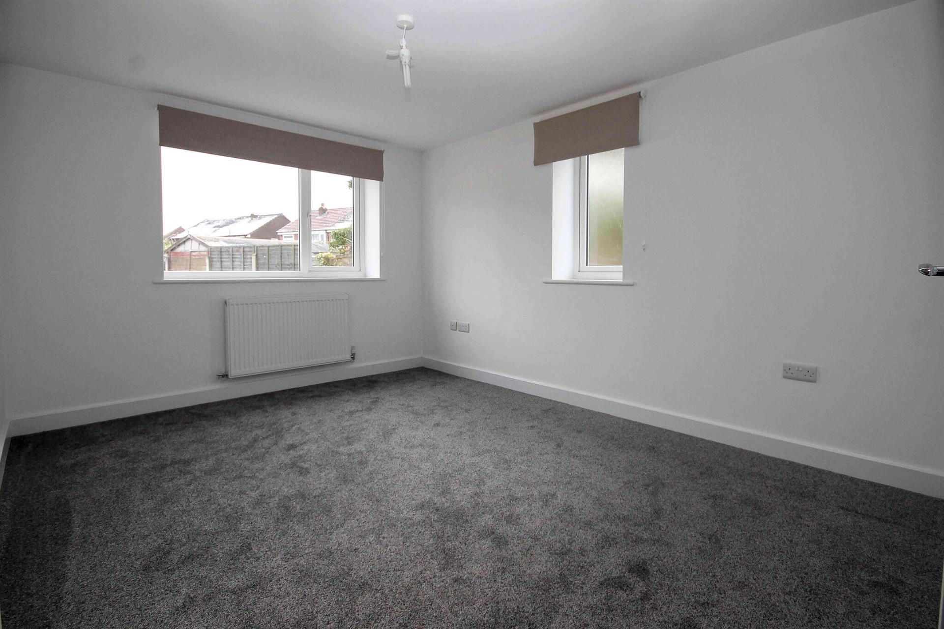 3 bedroom apartment flat / apartment To Let in Toppings Green, Bromley Cross, Bolton - Bedroom.