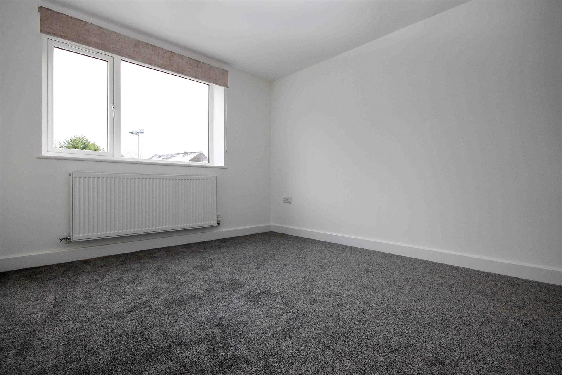 3 bedroom apartment flat / apartment To Let in Toppings Green, Bromley Cross, Bolton - Bedroom.