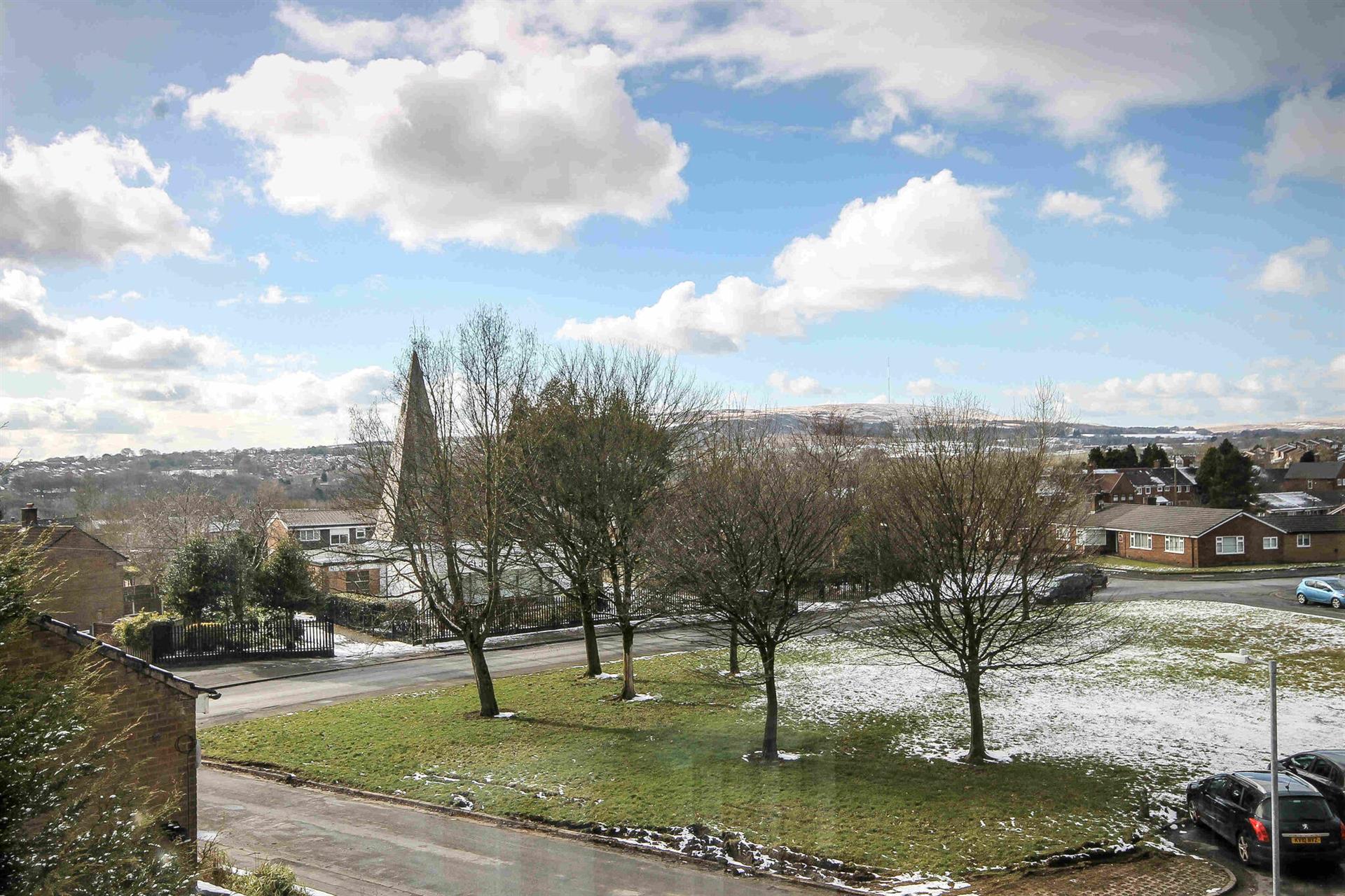 3 bedroom apartment flat / apartment To Let in Toppings Green, Bromley Cross, Bolton - Photo.