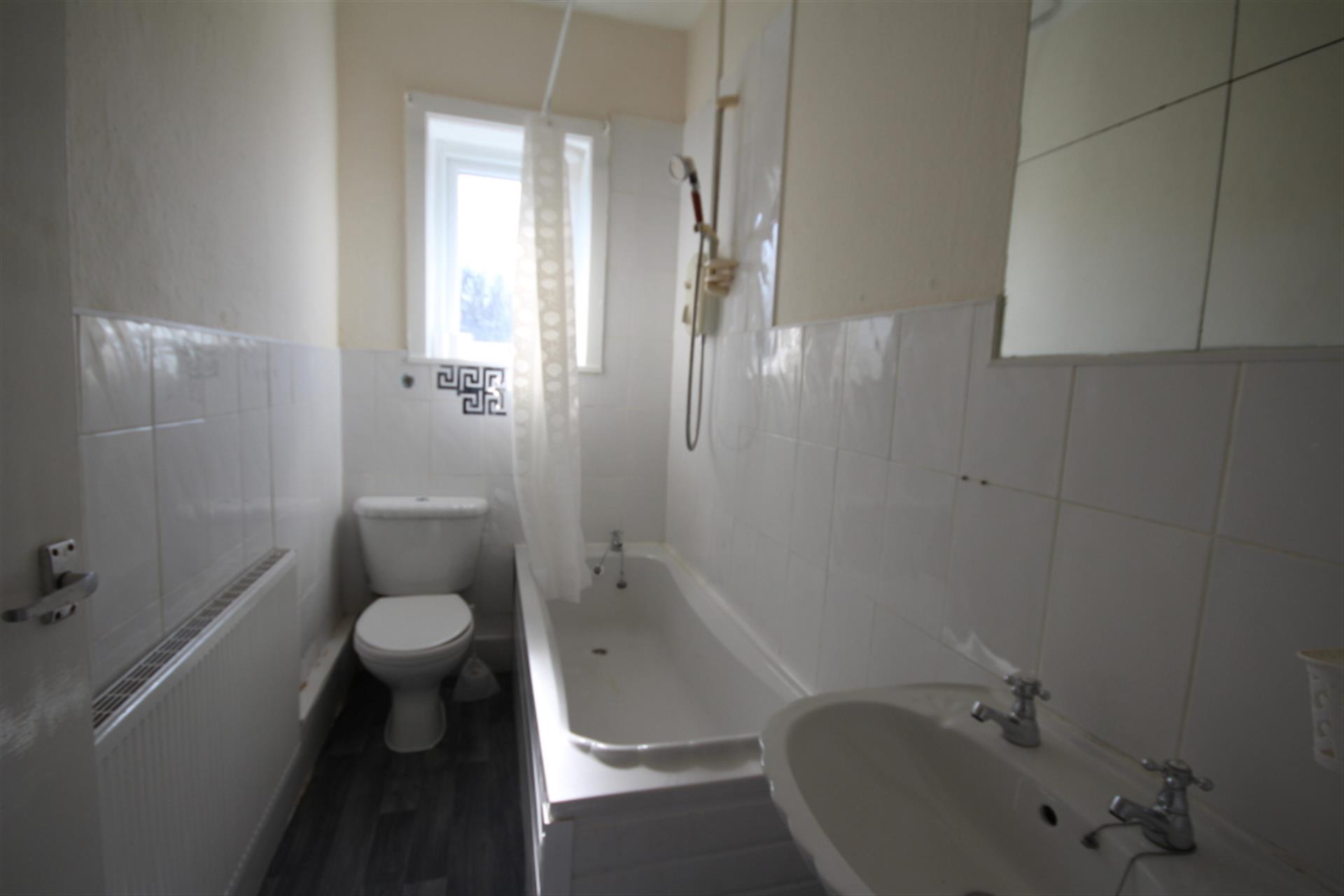2 bedroom terraced house To Let in Tonge Moor, Bolton, Lancs, . - Bathroom.